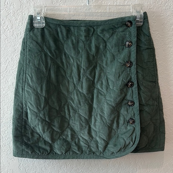 Madewell Quilted Corduroy Button Up Skirt - Picture 4 of 9